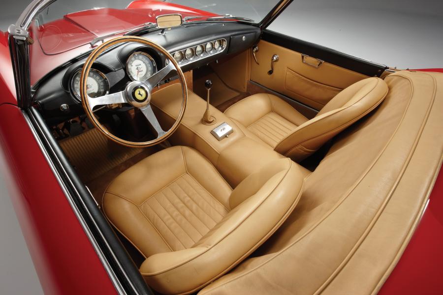  Ferrari 250 GT California 1962 года  (фото 5 из 29)